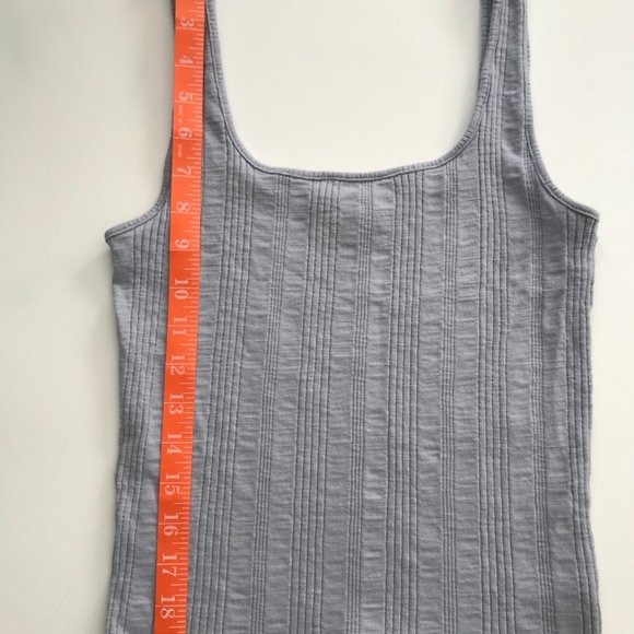 AE Basic Tank - Picture 3 of 5